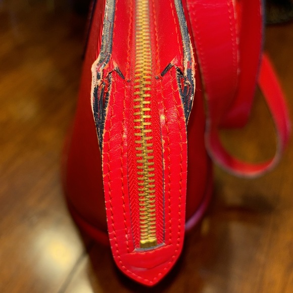 Louis Vuitton saint Jacques Castillian Red, COA included authentic - Picture 4 of 16